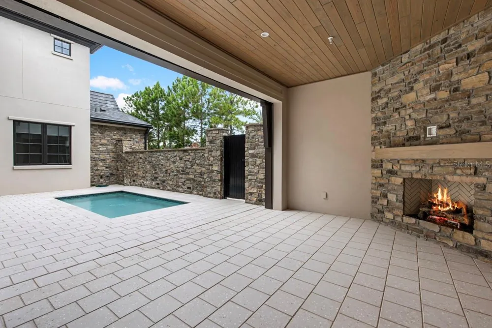 10300 WINTER SPARKLE CIRCLE Golden Oak, FL 32836