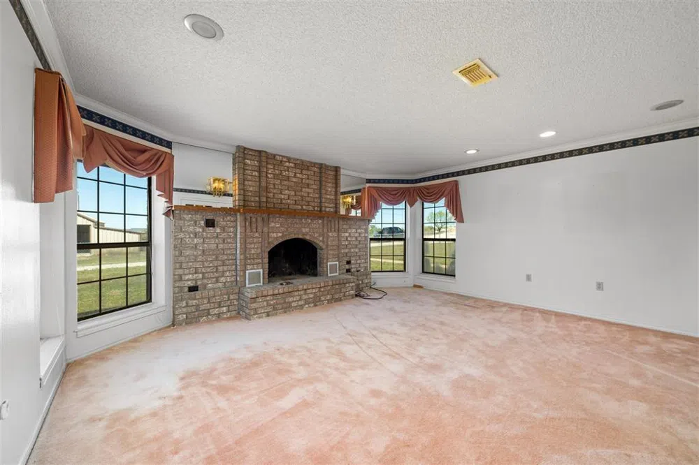 8301 County Road 351 Blanket, TX 76432