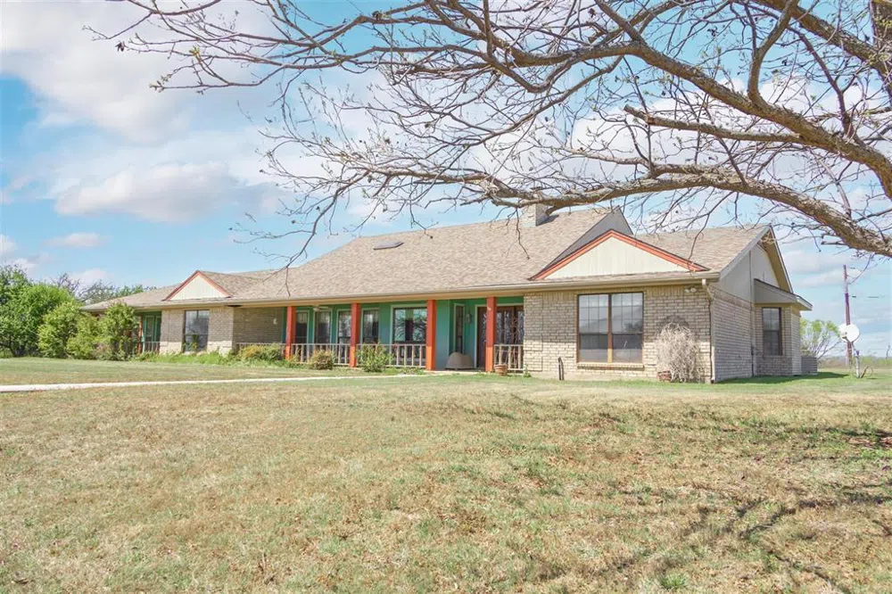 8301 County Road 351 Blanket, TX 76432