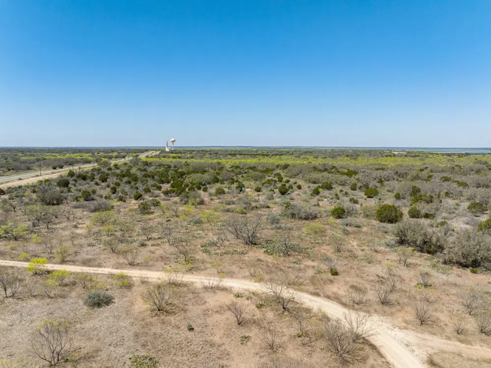 1 W 17th Street Brady, TX 76825
