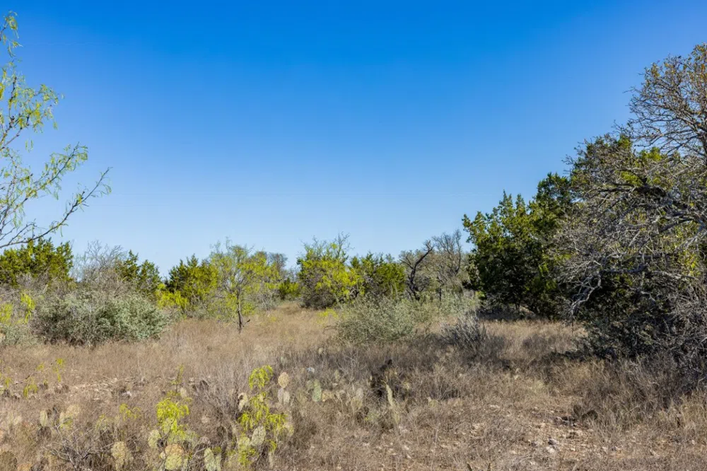 1 W 17th Street Brady, TX 76825
