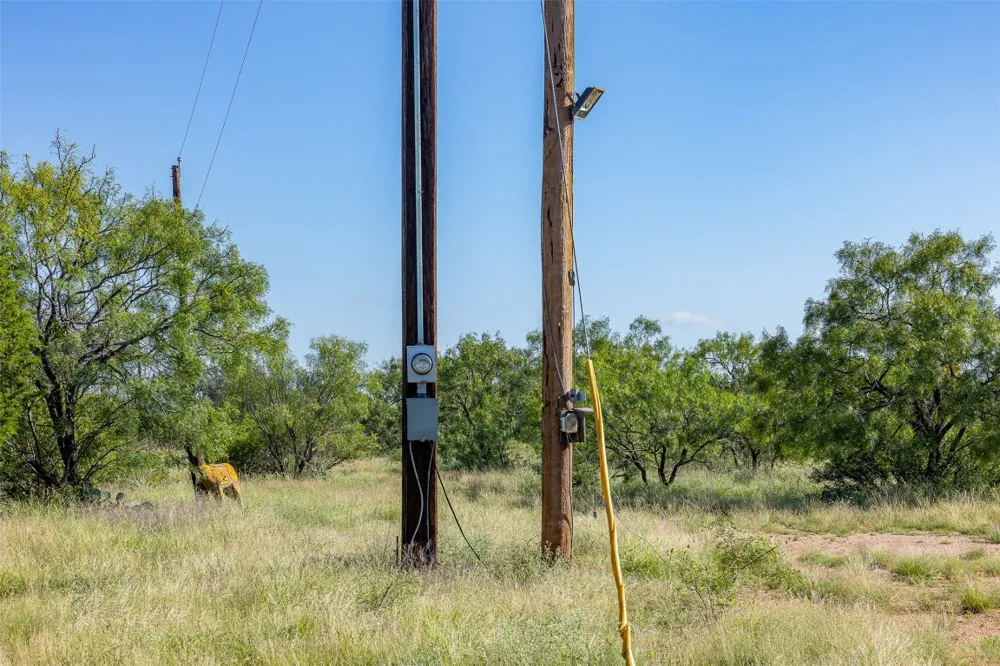 1 W 17th Street Brady, TX 76825