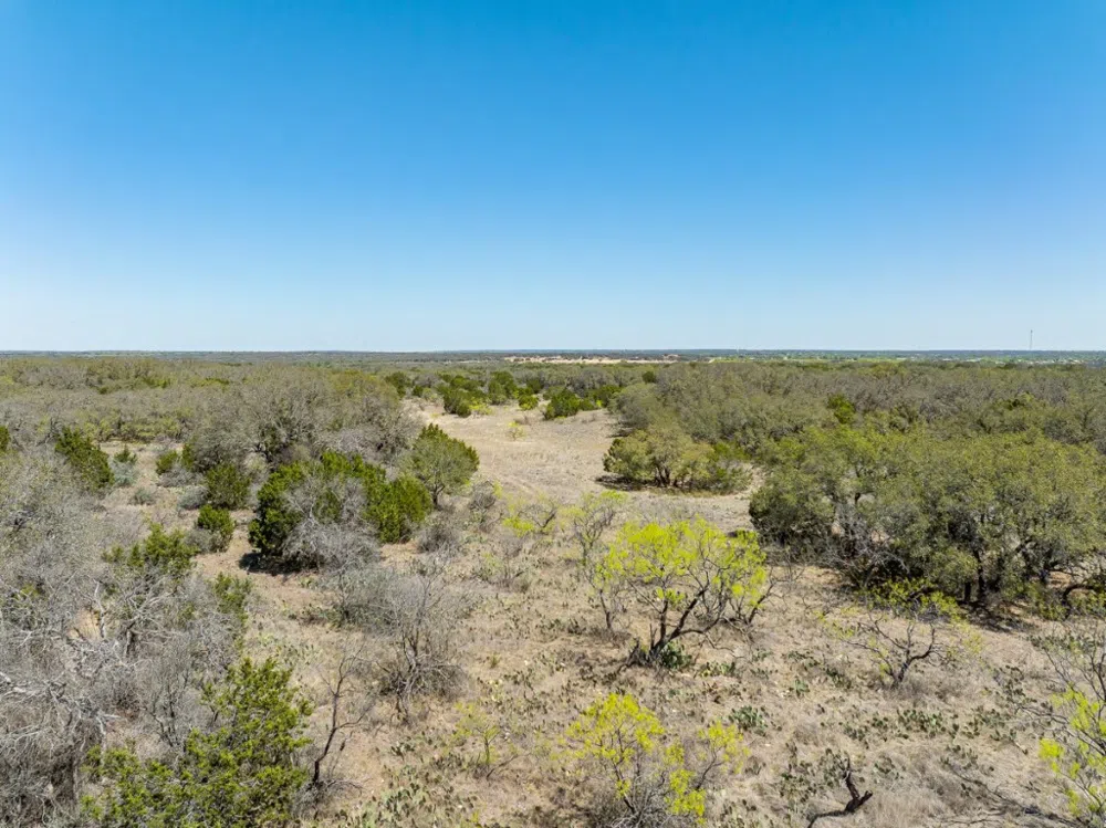 2 W 17th Street Brady, TX 76825