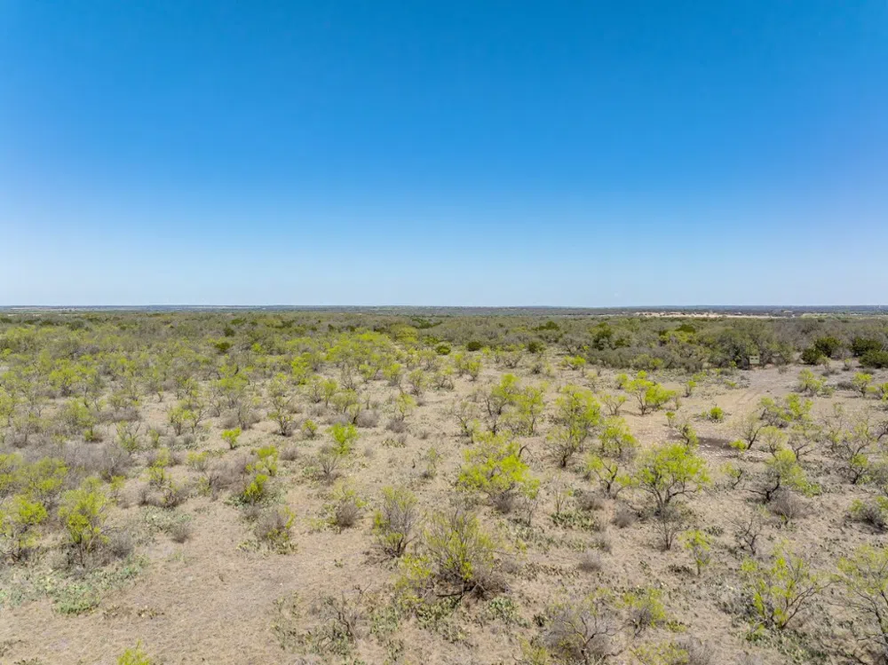 2 W 17th Street Brady, TX 76825