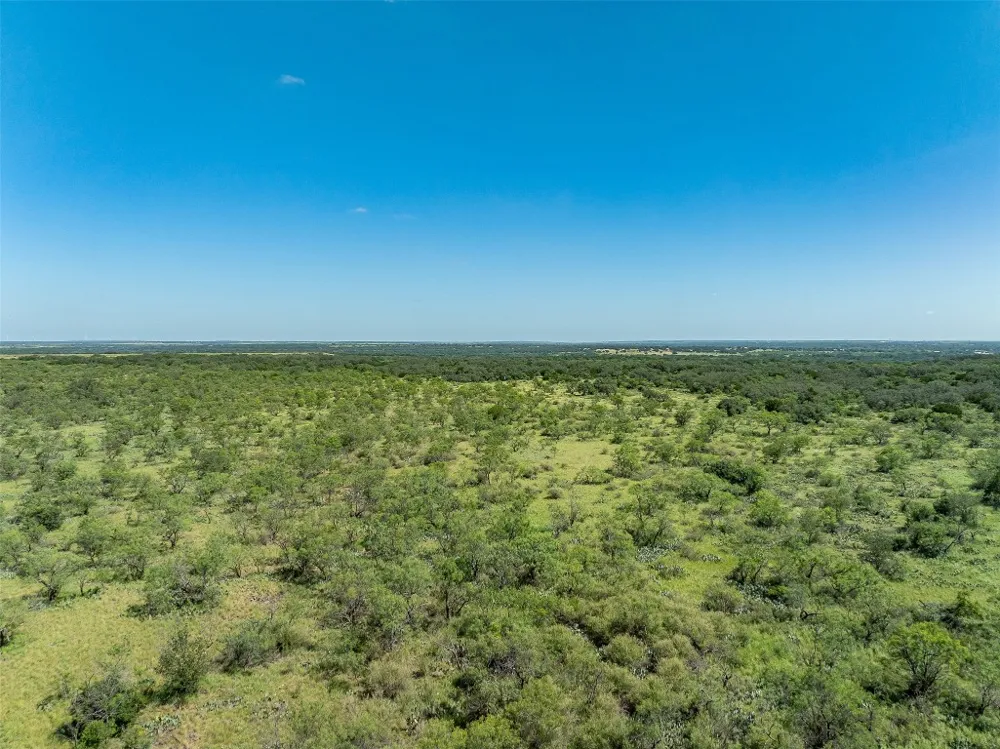 2 W 17th Street Brady, TX 76825
