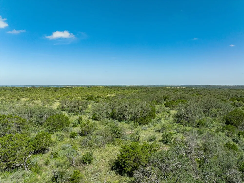 2 W 17th Street Brady, TX 76825