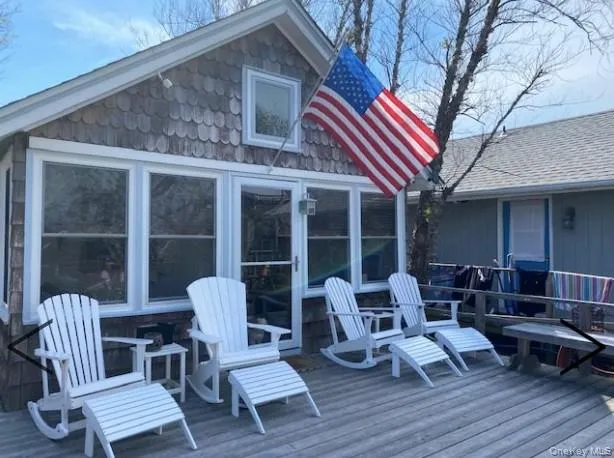 151 Ocean Road Ocean Beach, NY 11770