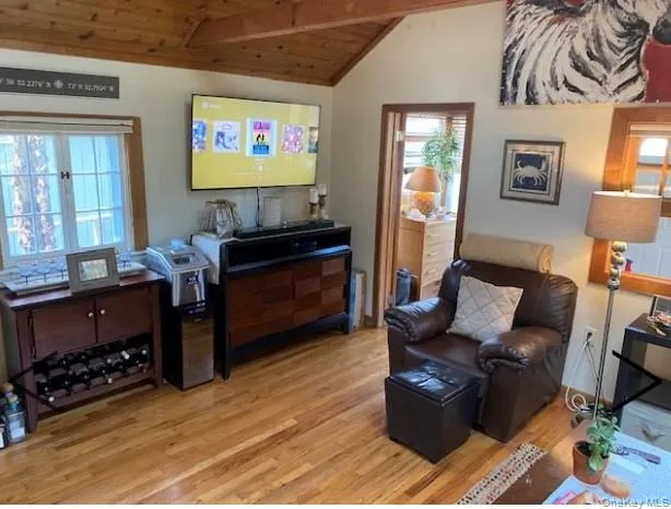 151 Ocean Road Ocean Beach, NY 11770