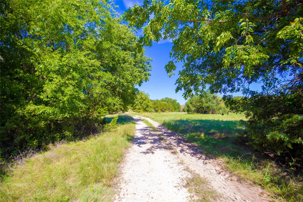 269 Private Road 2362 Meridian, TX 76665