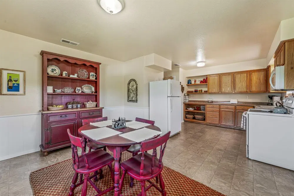 269 Private Road 2362 Meridian, TX 76665