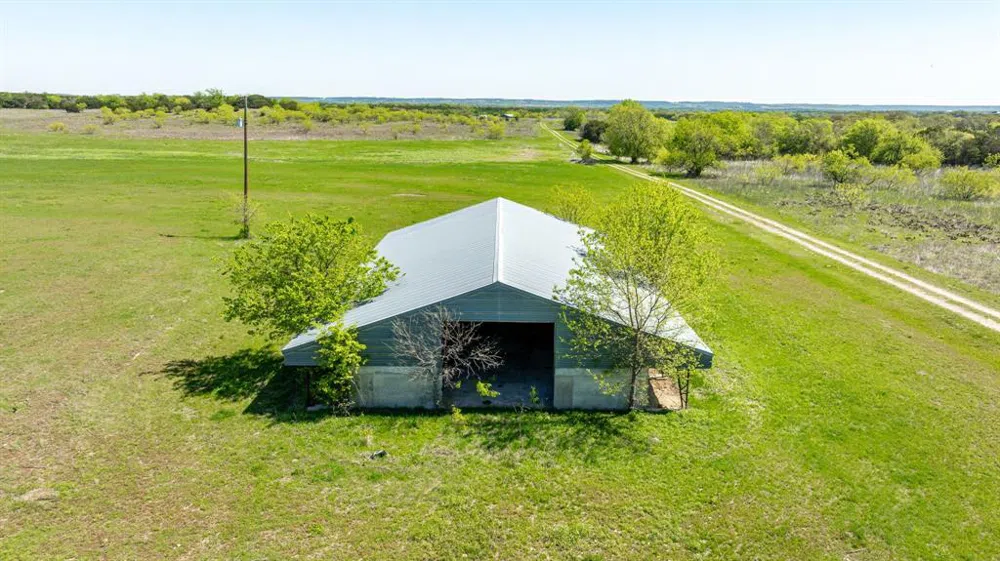 269 Private Road 2362 Meridian, TX 76665