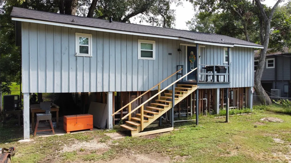 1813 County Road 1333 Liberty, TX 77575