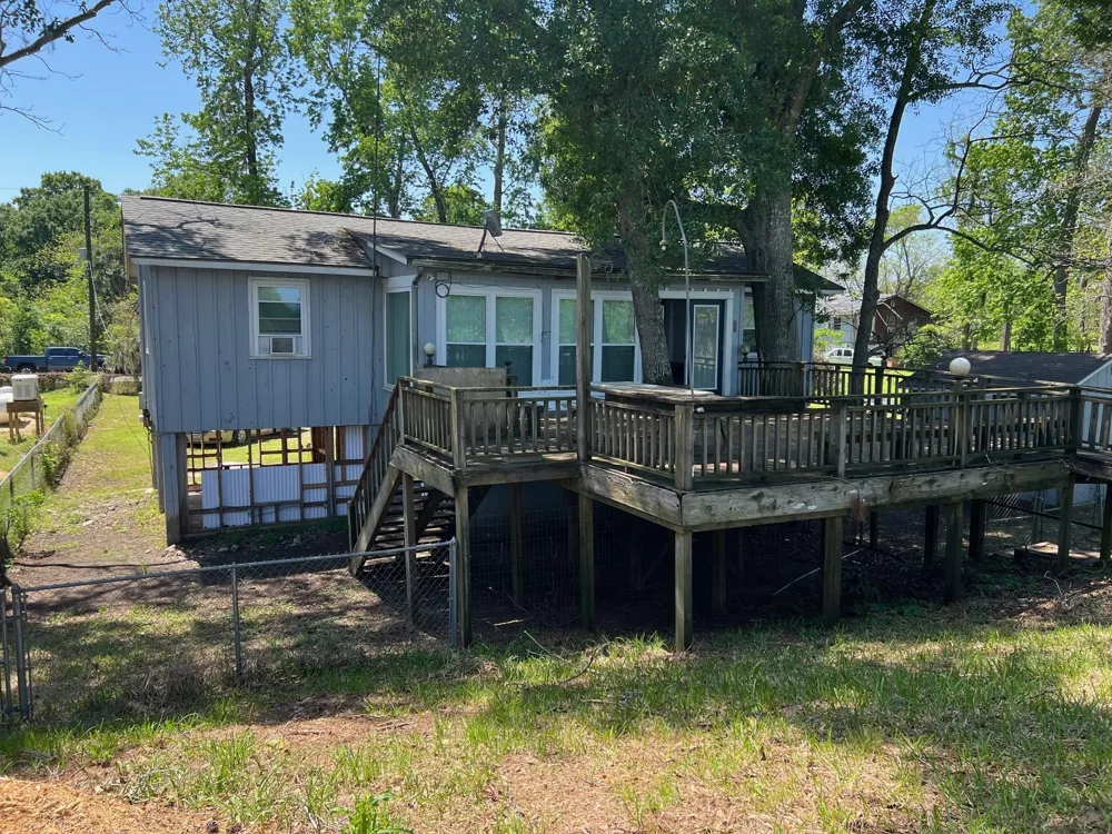 1813 County Road 1333 Liberty, TX 77575