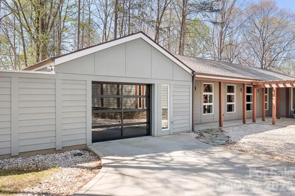 3249 Ivey Creek Road Maiden, NC 28650