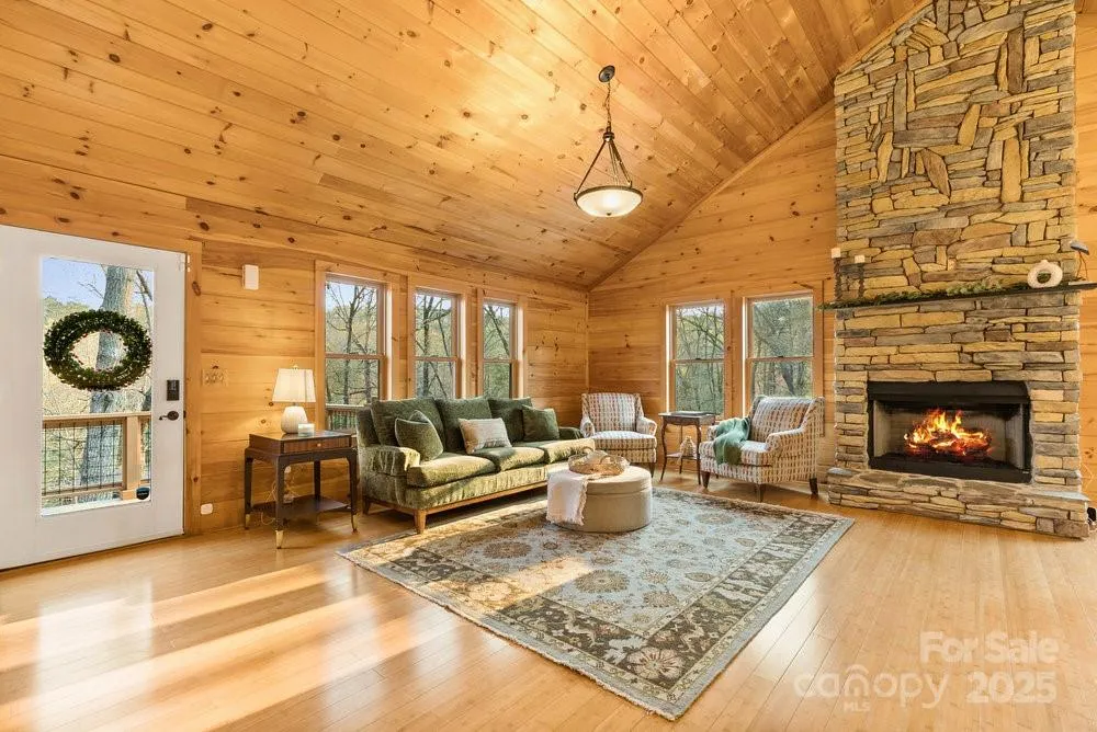 502 CALEDONIA LOOP Landrum, SC 29356