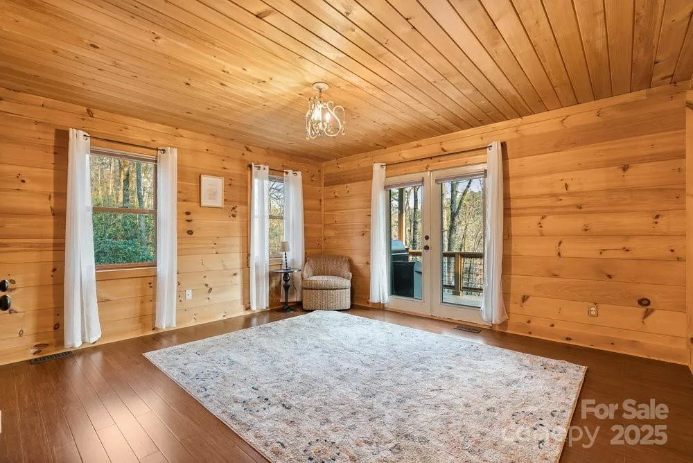 502 CALEDONIA LOOP Landrum, SC 29356