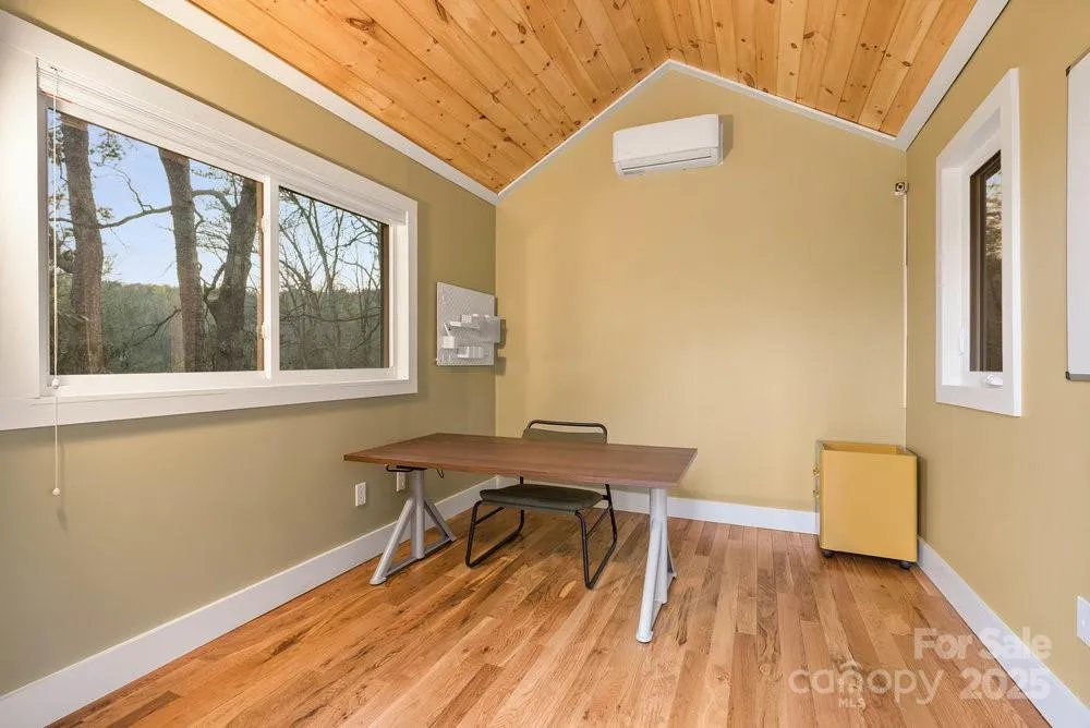 502 CALEDONIA LOOP Landrum, SC 29356