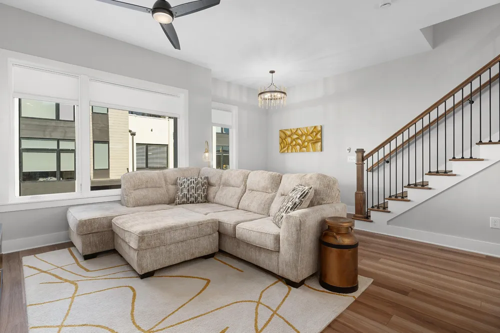 737 Burnside Place Chattanooga, TN 37408
