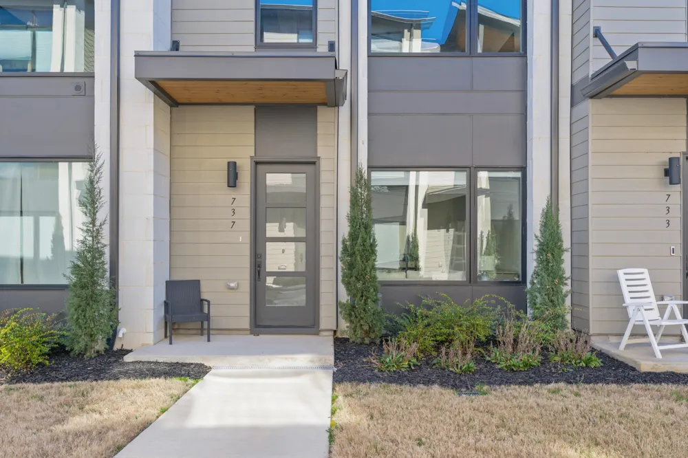 737 Burnside Place Chattanooga, TN 37408