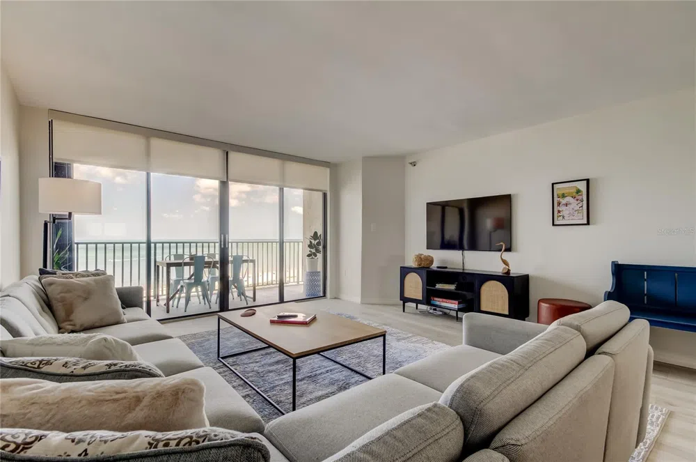1290 GULF BOULEVARD #1102 Clearwater Beach, FL 33767
