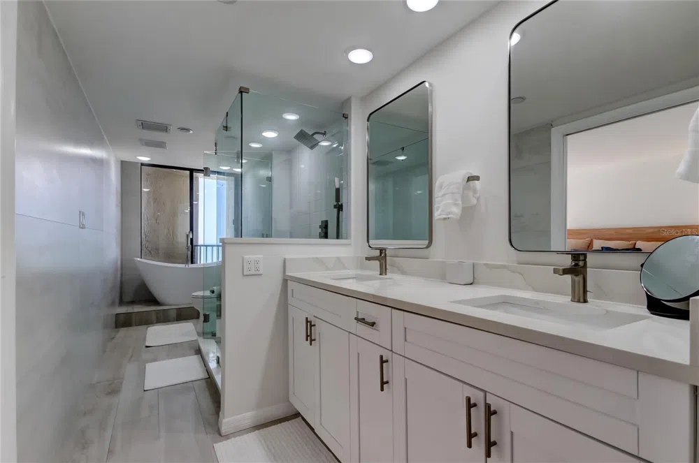 1290 GULF BOULEVARD #1102 Clearwater Beach, FL 33767