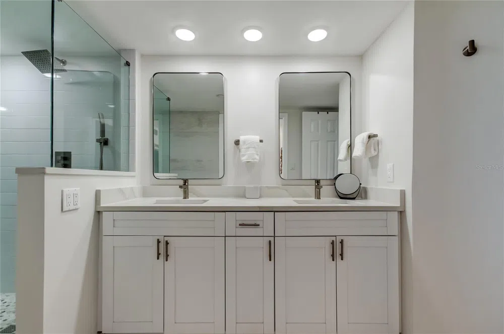 1290 GULF BOULEVARD #1102 Clearwater Beach, FL 33767