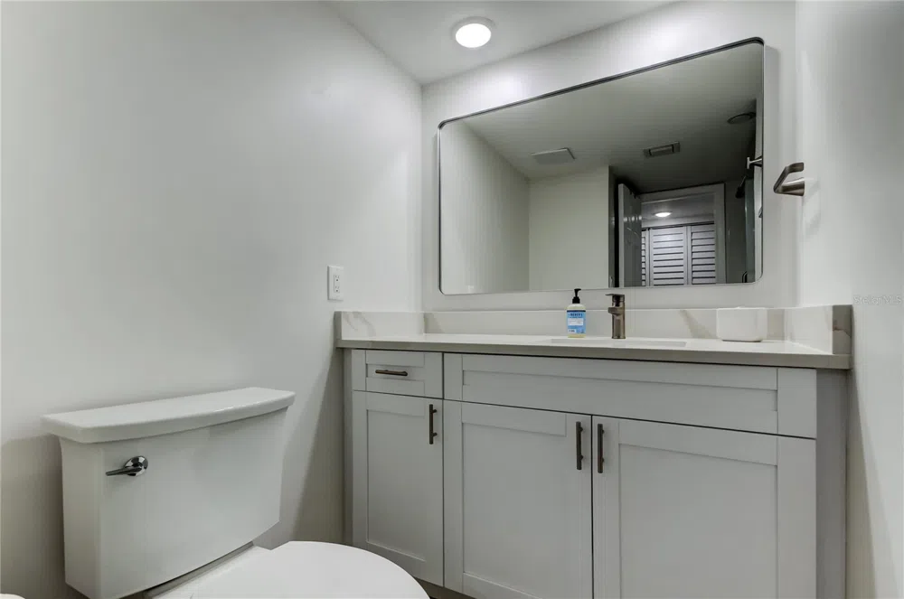 1290 GULF BOULEVARD #1102 Clearwater Beach, FL 33767