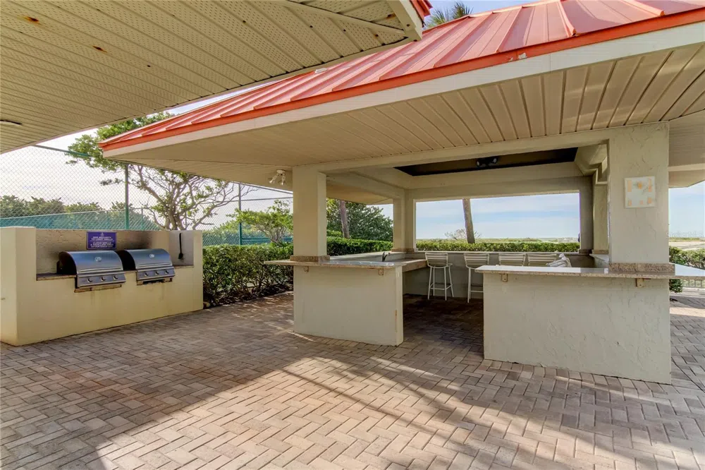 1290 GULF BOULEVARD #1102 Clearwater Beach, FL 33767
