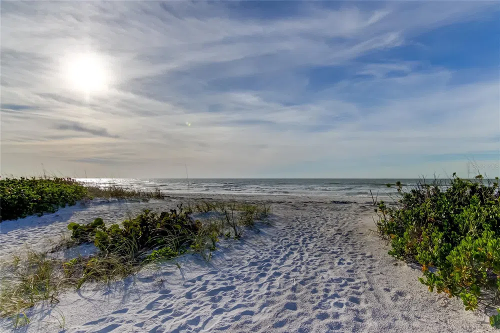 1290 GULF BOULEVARD #1102 Clearwater Beach, FL 33767