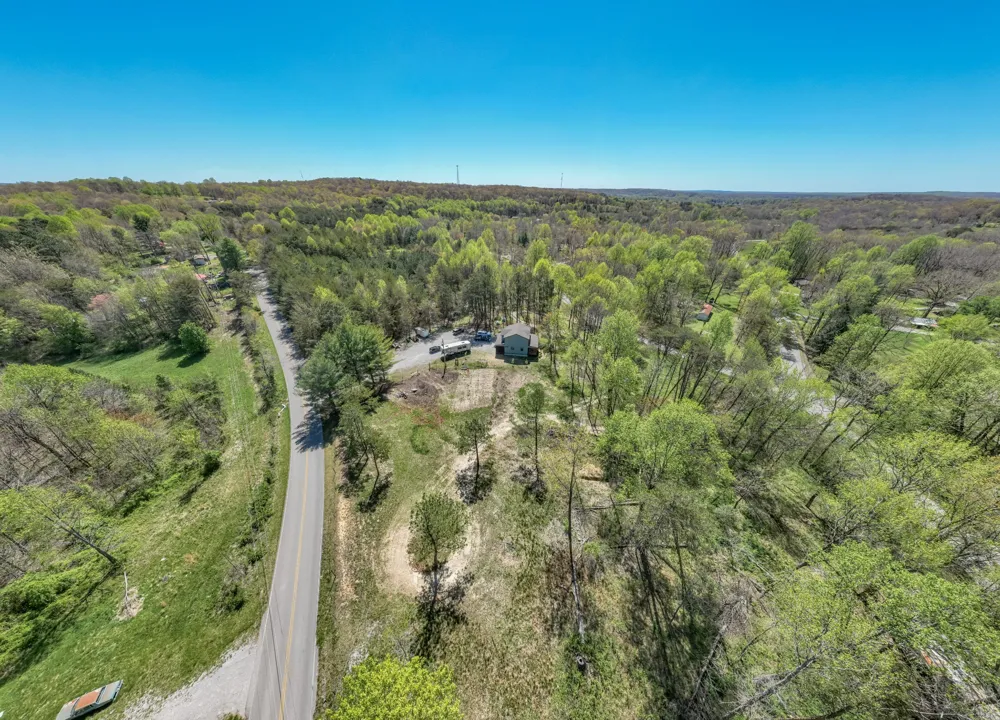 132 Old Firetower Road Tracy City, TN 37387