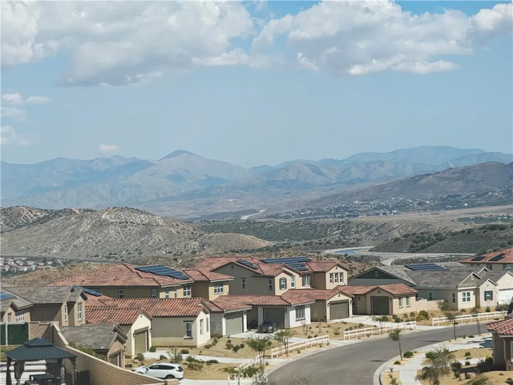39602 Marina Court Palmdale, CA 93551