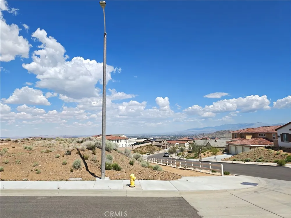 39602 Marina Court Palmdale, CA 93551