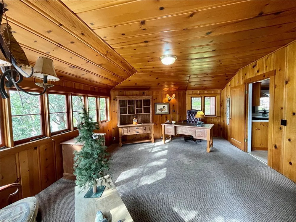 39121 Lake Drive Bass Lake, CA 93604
