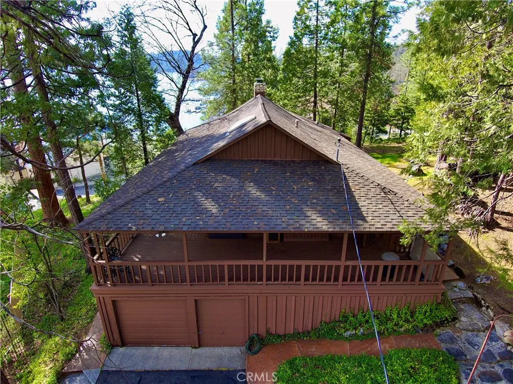 39121 Lake Drive Bass Lake, CA 93604