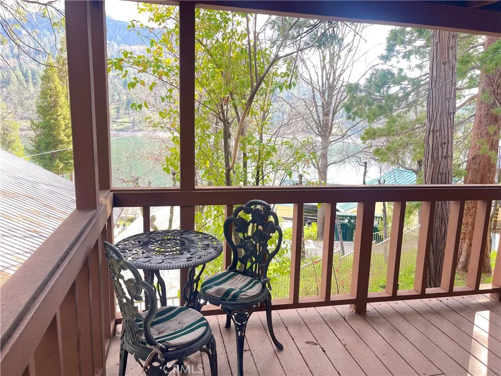 39121 Lake Drive Bass Lake, CA 93604