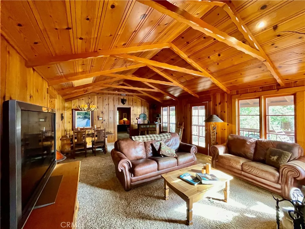39121 Lake Drive Bass Lake, CA 93604