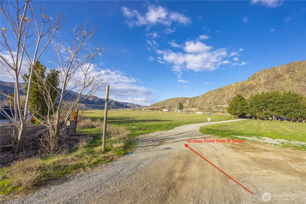 123 Chelan Falls Chelan Falls, WA 98817