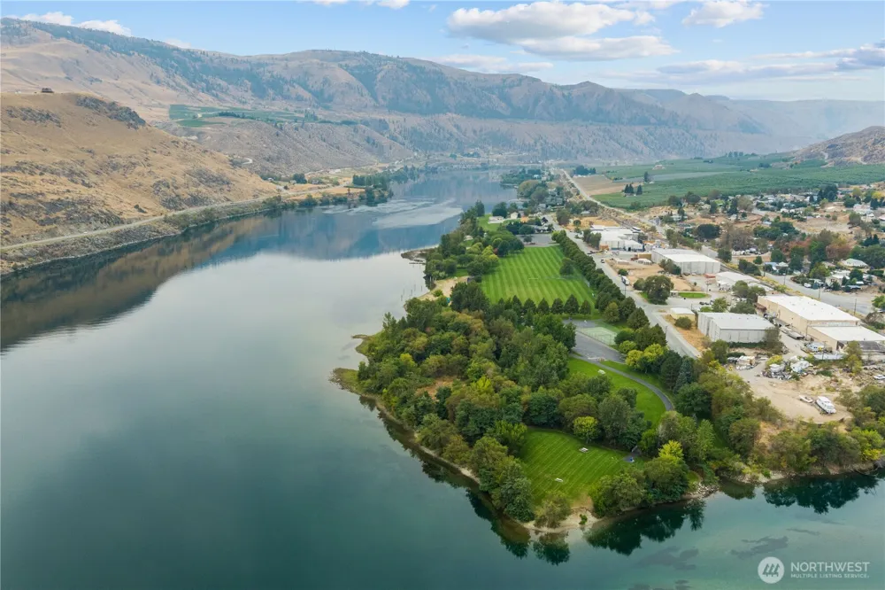 123 Chelan Falls Chelan Falls, WA 98817