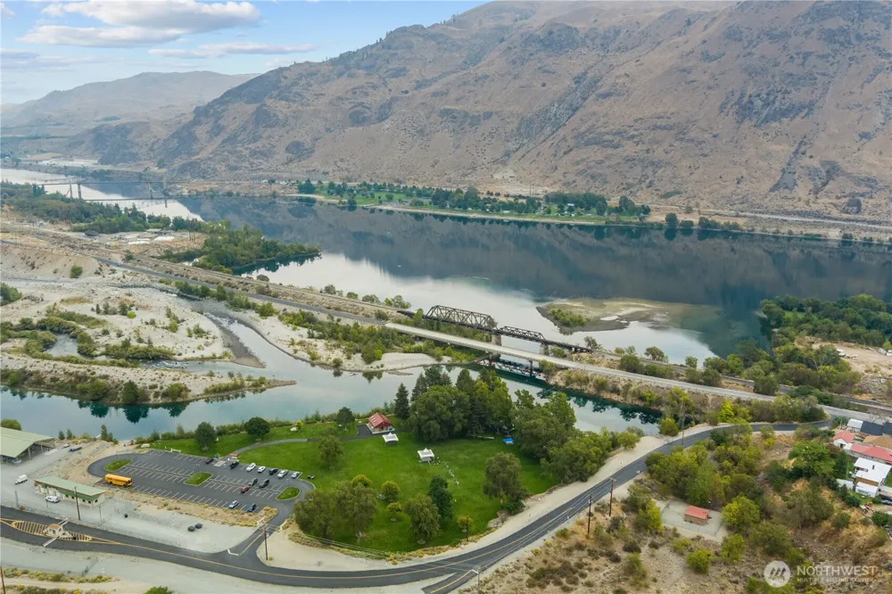 123 Chelan Falls Chelan Falls, WA 98817