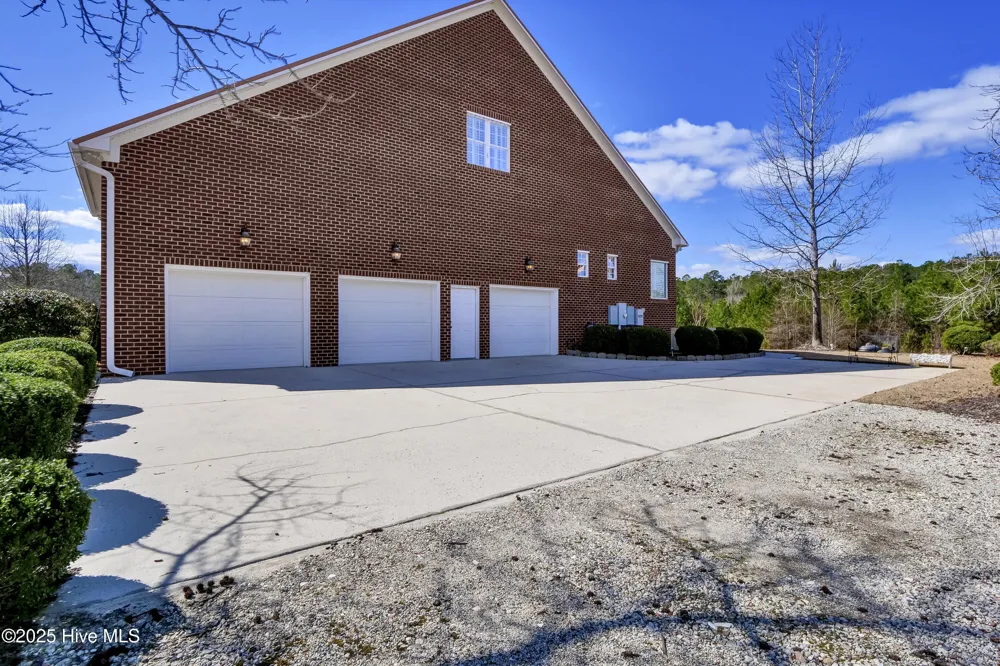5370 Slocum Trail Atkinson, NC 28421