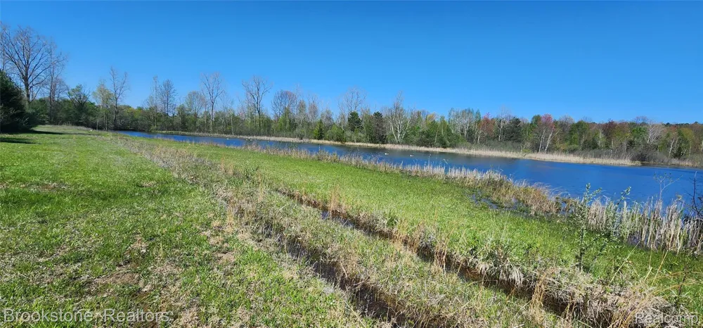 3338 FIELD ROAD Vienna Charter Township, MI 48420