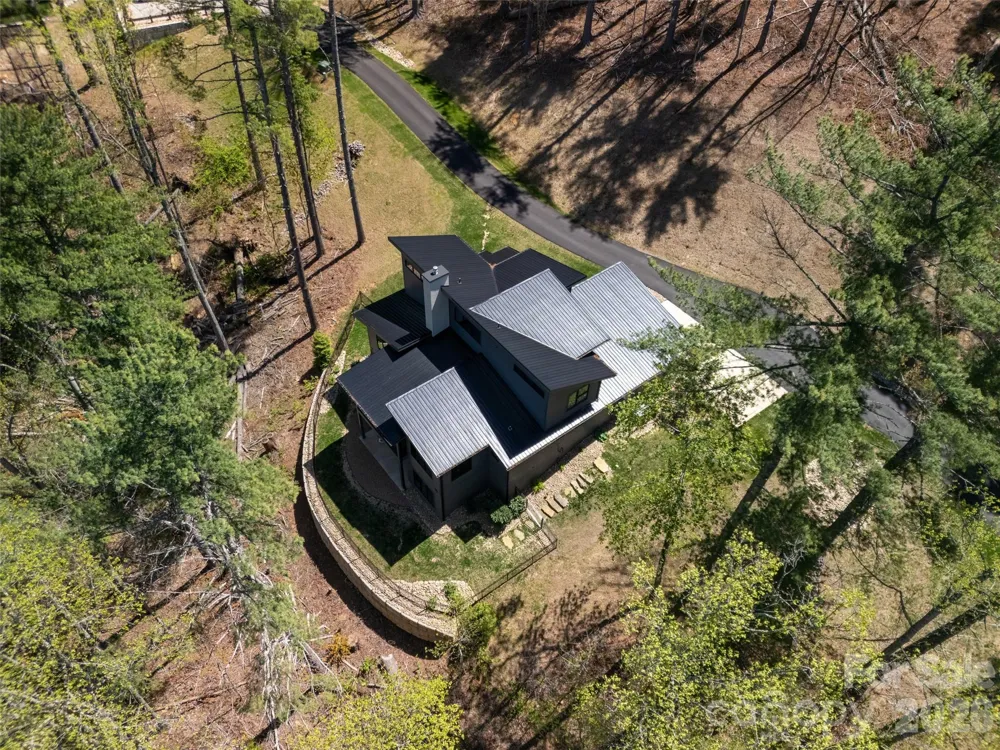 42 Spring Cove Road Asheville, NC 28804