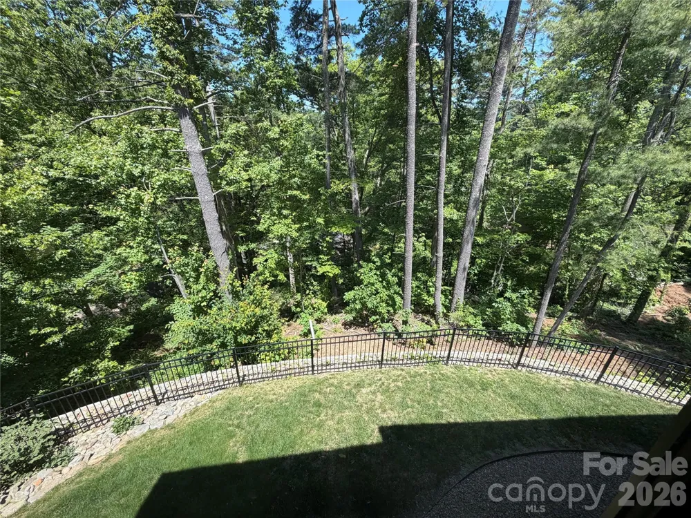 42 Spring Cove Road Asheville, NC 28804