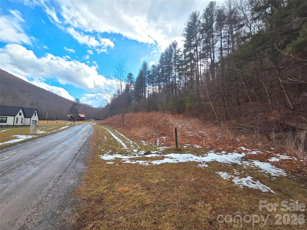 300 Shining Rock Drive #25 Canton, NC 28716