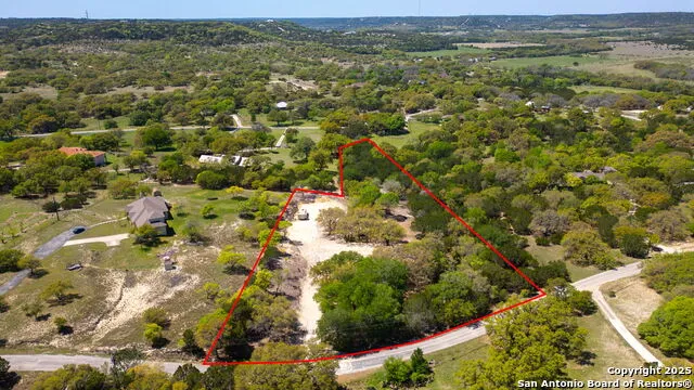 421 Lake Side Cir Boerne, TX 78006