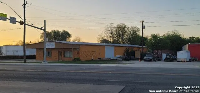 539 Historic Old Hwy 90 San Antonio, TX 78237