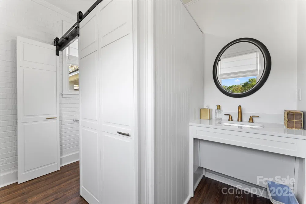 36984 B&C Carter Road New London, NC 28127