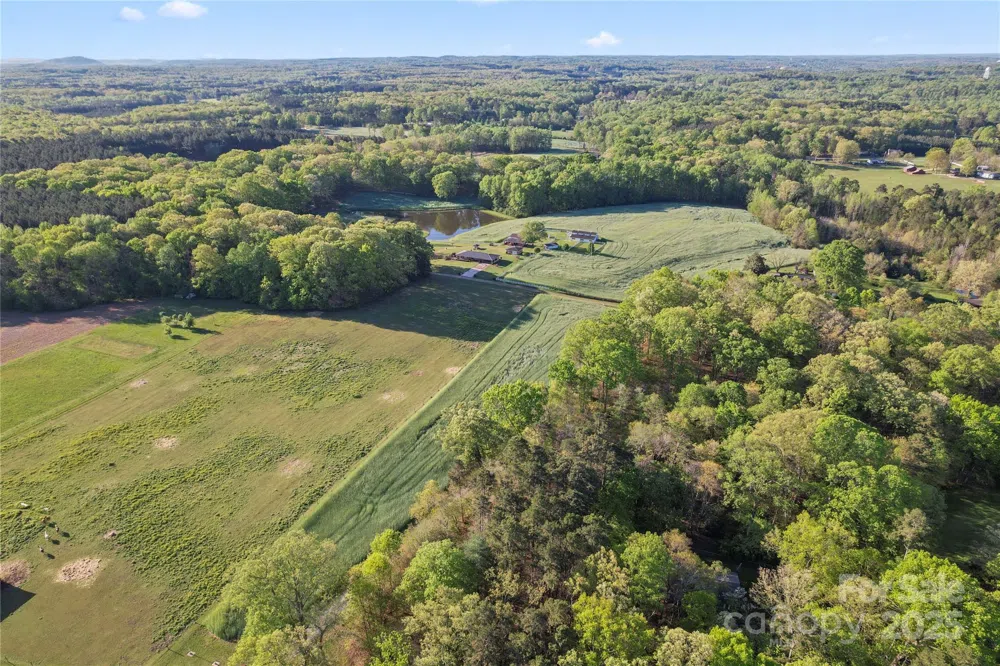 36984 B&C Carter Road New London, NC 28127