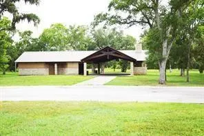 32111 Amberjack Drive Richwood, TX 77515