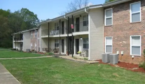380 Regal St